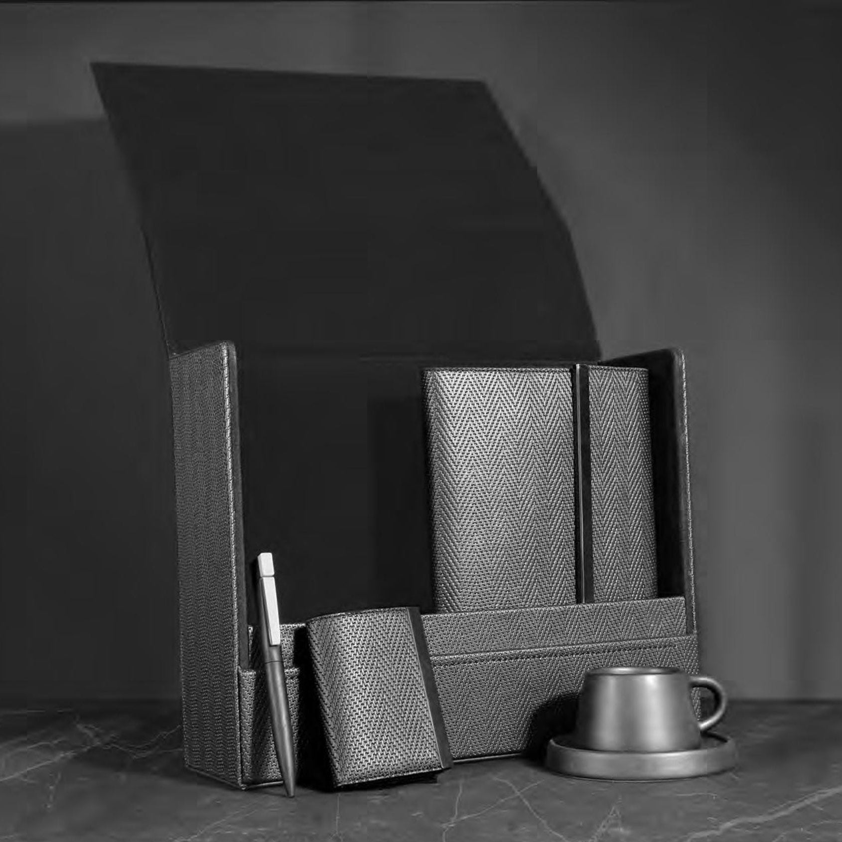 Leather Box - Stylish Storage for Your Essentials